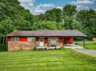 864 Prentice Dr, Crossville, TN 38555