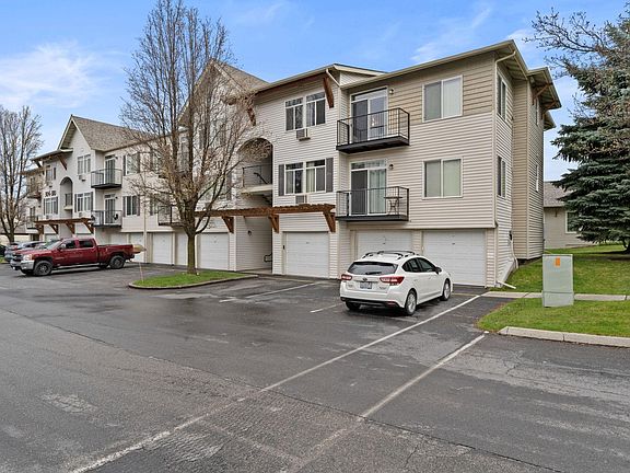 3rd image of 22855 E Country Vista Dr Unit 308
