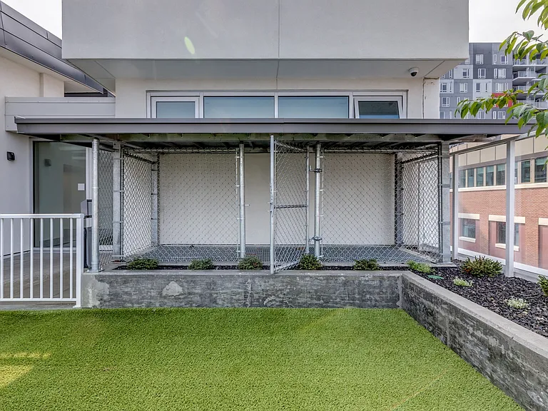 1055 11th St SW — Photo 56