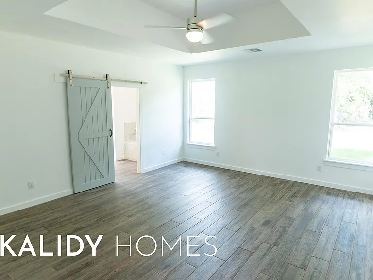 1640 Kalidy Dr — Photo 58