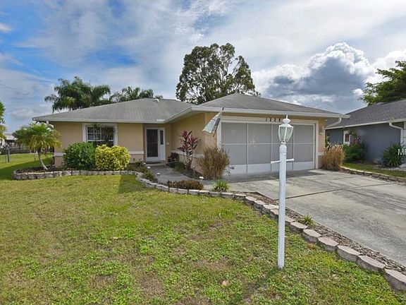 2nd image of 1228 Oak Trace Dr