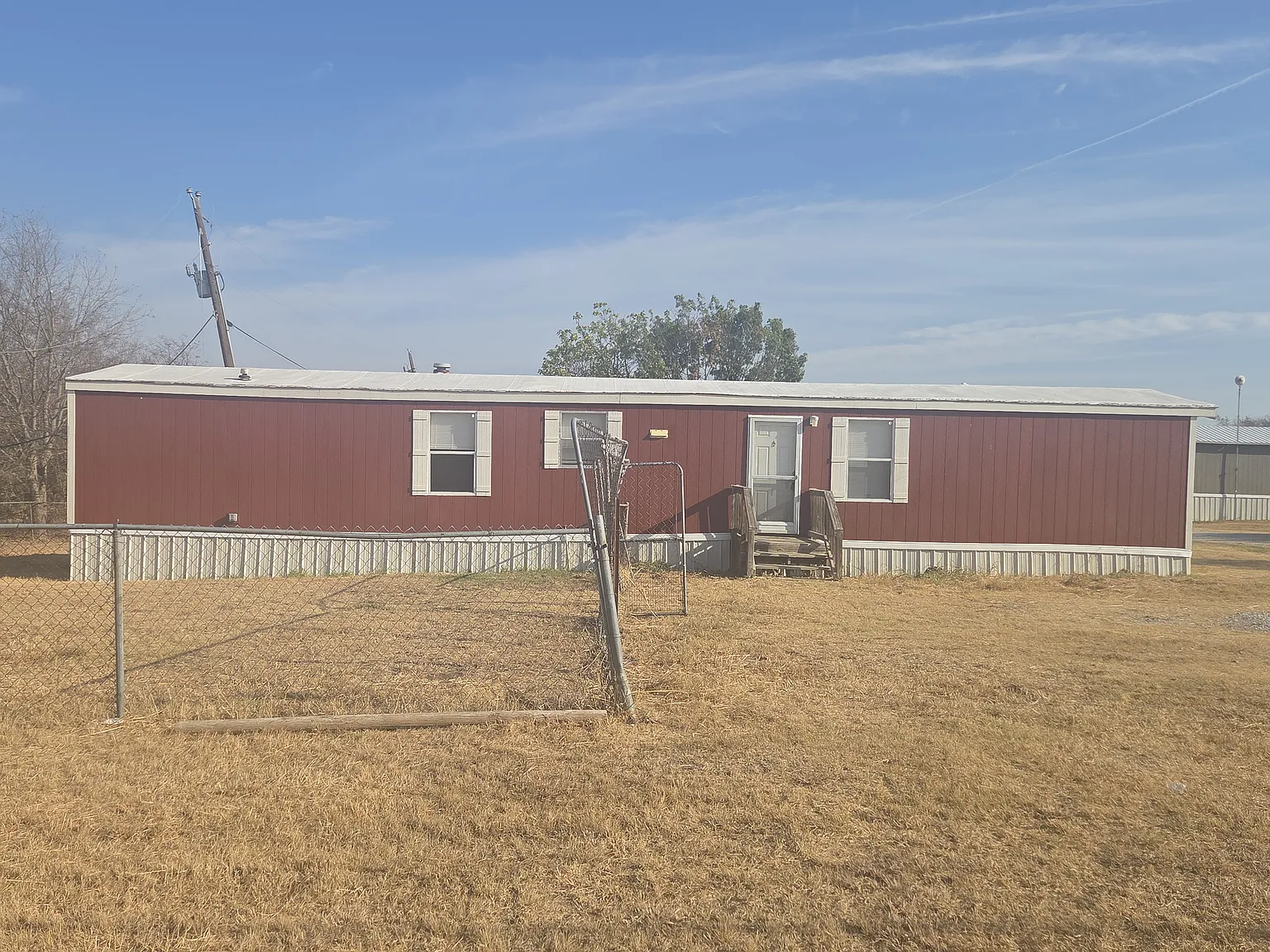 3 bed, 800 sqft, $1,295 — Photo 2