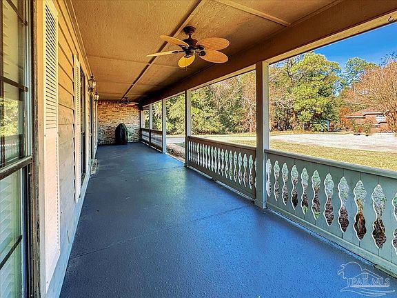 5th image of 3863 Bay Wind Dr