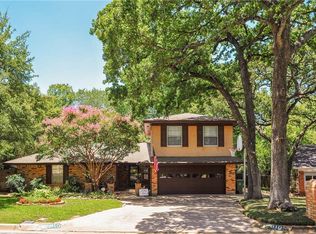 810 Spring Dr, Arlington, TX 76012