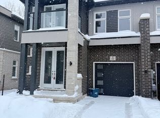 5672 Dorchester Rd #49, Niagara Falls, ON L2G4Y8