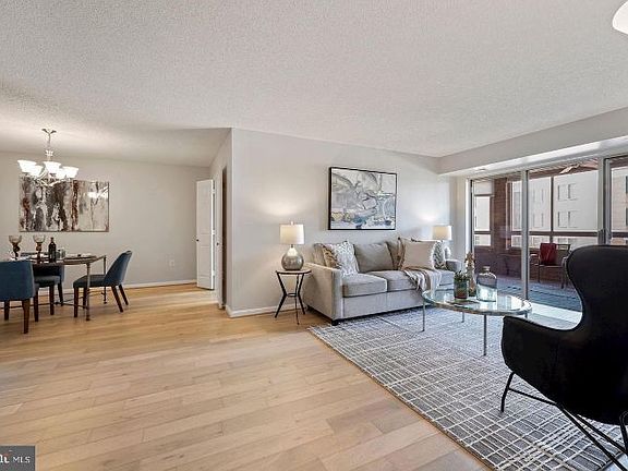 3rd image of 2181 Jamieson Ave Unit 1401