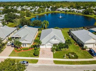 439 NE Canoe Park Cir, Port Saint Lucie, FL 34983