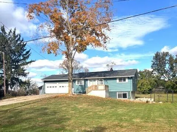 4555 Doane Hwy, Potterville, MI 48876