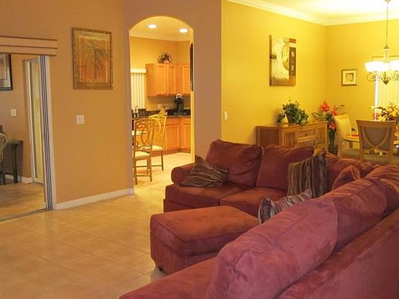 4th image of 542 Portofino Dr