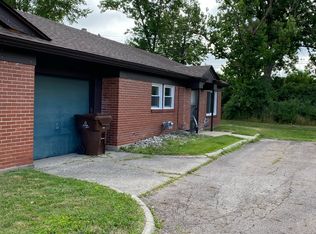 1024 Eastfield Rd, Lansing, MI 48917