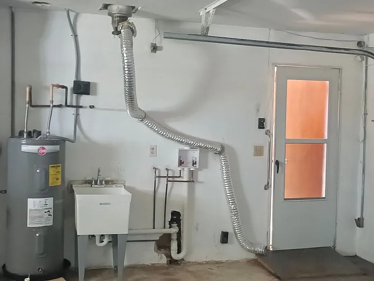 1401 Cadillac Dr — Photo 15