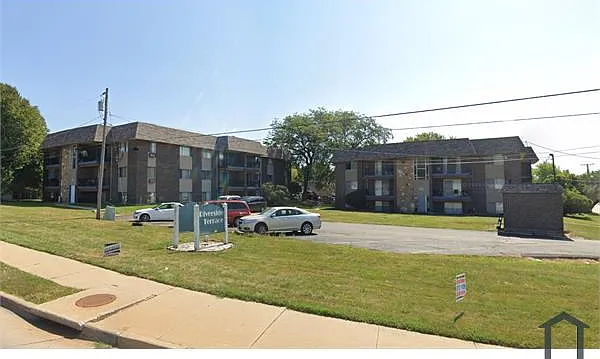 3627 N Rockton Ave #201 — Photo 5