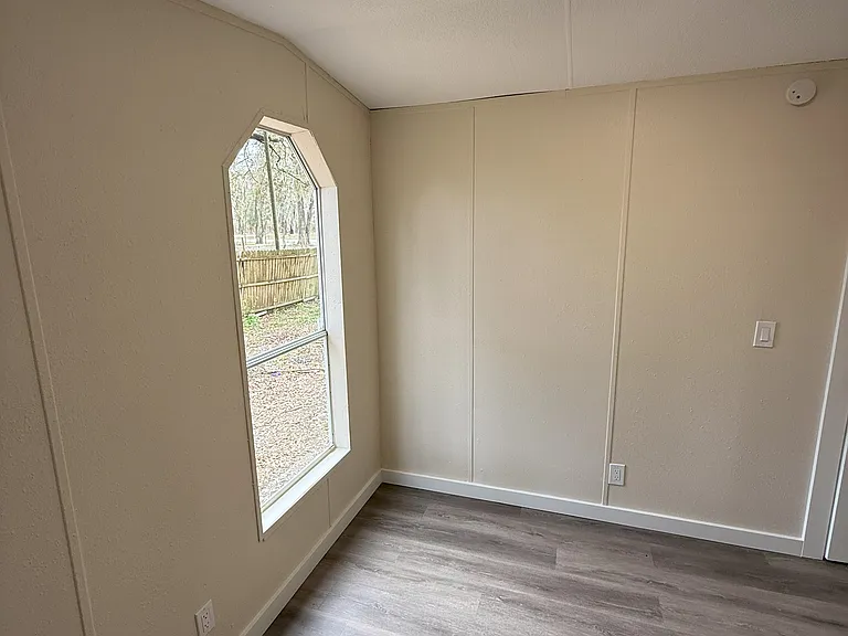 1043 NW Moore Rd — Photo 44