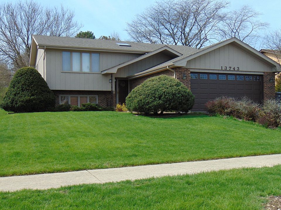 1st image of 13743 W Carefree Dr