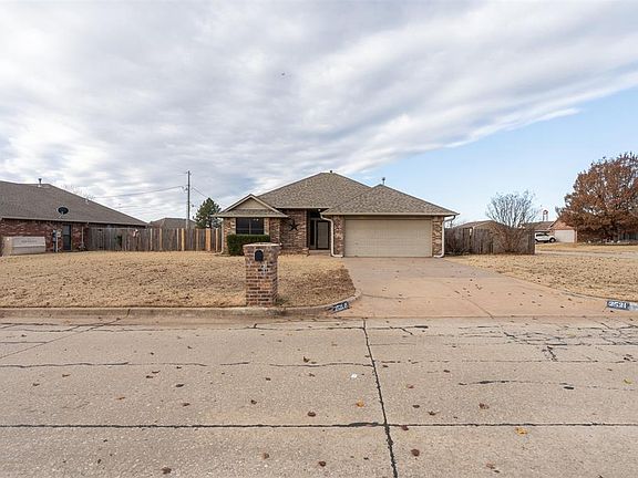 2nd image of 2521 Highland Dr