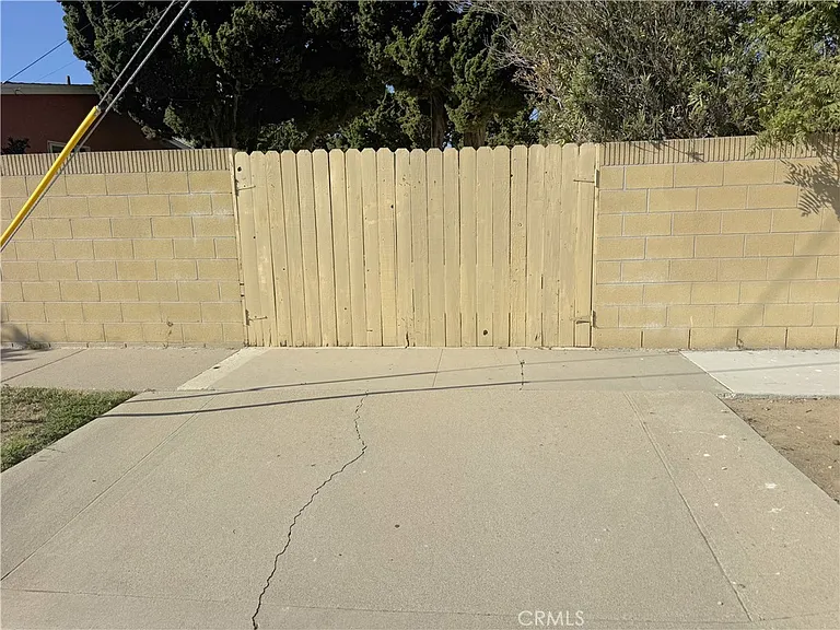 3528 Castle Rock Rd — Photo 22