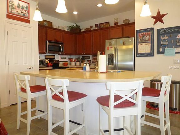 3rd image of 736 Shady Canyon Way