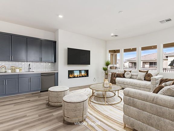 3rd image of 9200 Las Manaitas Ave Unit 402