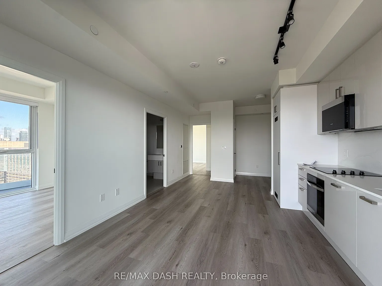 2 bed, $3,240 — Photo 4