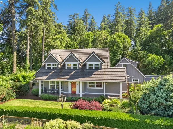 1975 Woodson Loop, Eugene, OR 97405