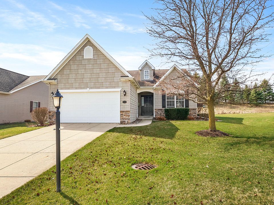 1st image of 10588 Woodmar Ln