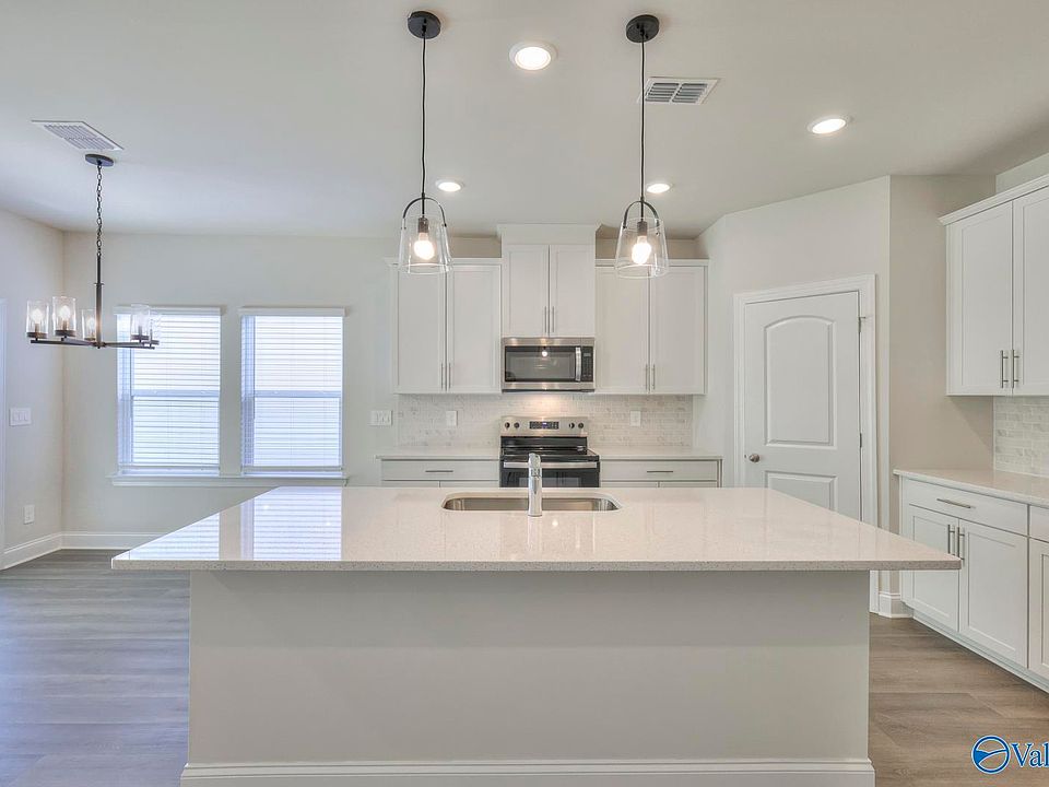 1st image of 120 Gypsy Way