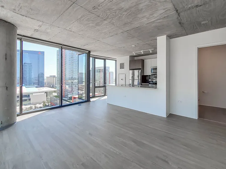Dining/Living room