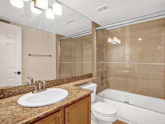 4th image of 1501 E Broward Blvd #3
