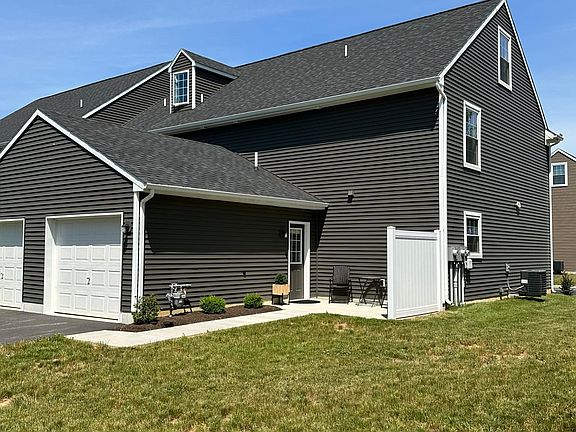 4th image of 635 Byler Cir #U-0143