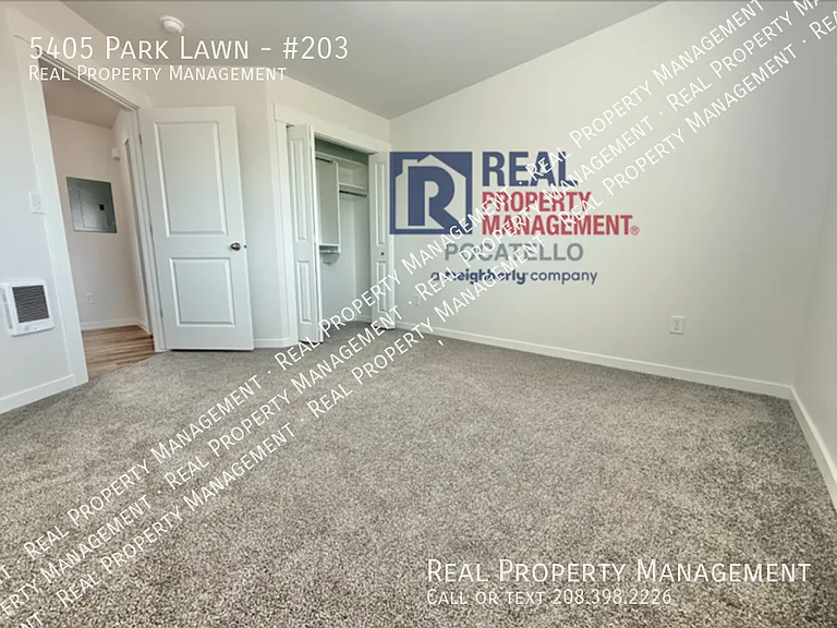 5405 Park Lawn Dr #203 — Photo 12