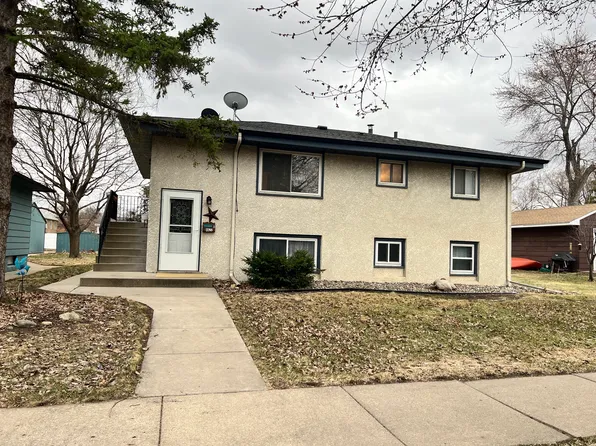 4627 W 124th St Floor 2, Savage, MN 55378