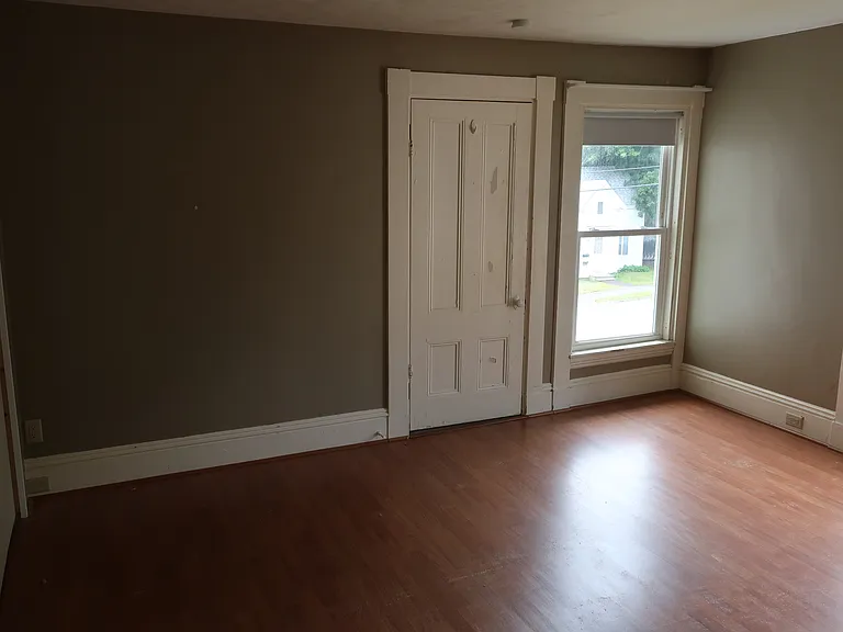 109 Kenduskeag Ave — Photo 3