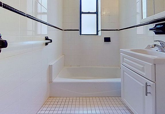 5th image of 45-36 39th Pl #6B