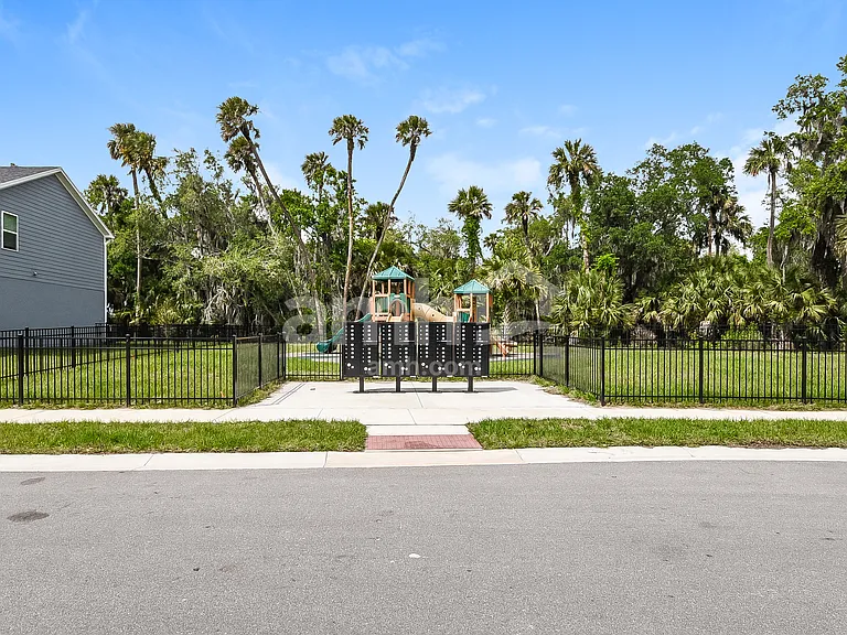 1550 Blue Nile Point — Photo 20