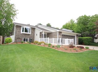 5905 W 40th St, Sioux Falls, SD 57106