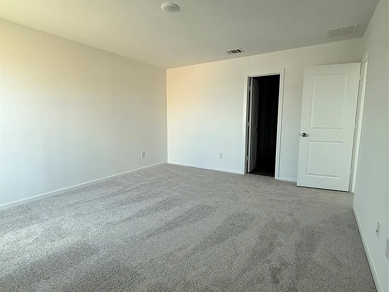 3061 Fantasy Terrace Dr — Photo 11