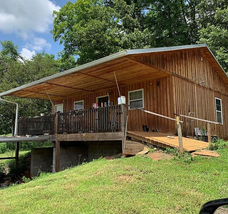 1st image of 282 Hootenauger Rd