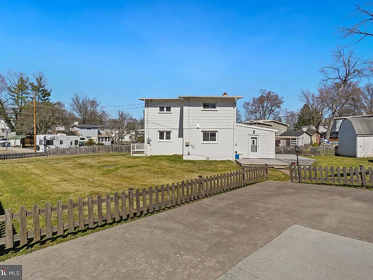 4213 Allison Cir — Photo 28