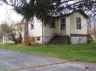 2646 Wilson Sharpsville Rd, Cortland, OH