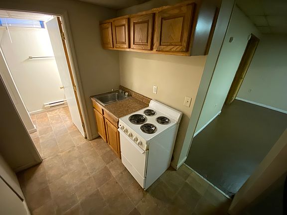 4th image of 1205 S Logan St APT 6