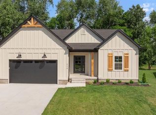 4178 Beechwood Ln, Bowling Green, KY 42104