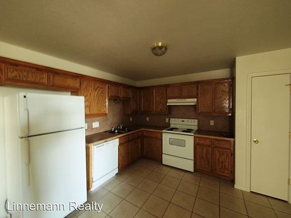 4th image of 1413 Cinch APT B