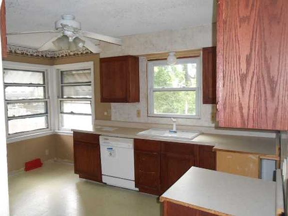 5th image of 3412 N Kentucky Ave