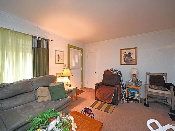 5th image of 5126 Laconia Ave