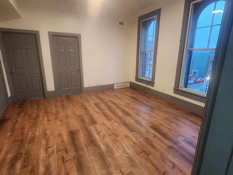 135 Central Ave #4 — Photo 10