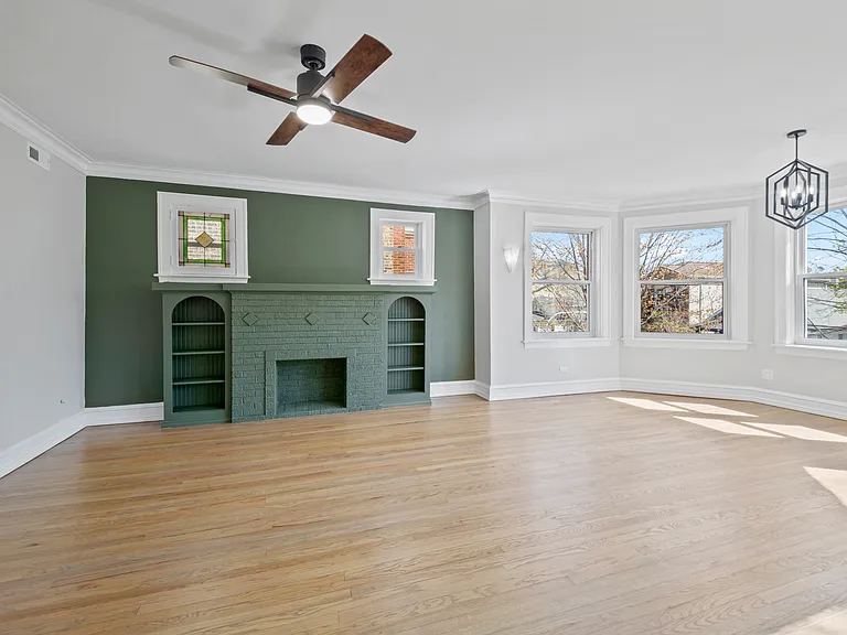 4834 N Springfield Ave #2 — Photo 3