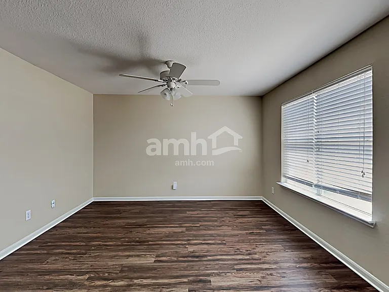 3846 Clobourne Crossing Ln — Photo 11