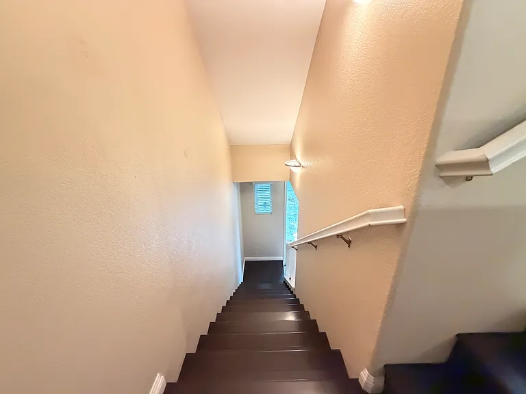 1831 Crimson Ct #8 — Photo 18