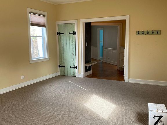 3rd image of 108 Victory Hill Ln