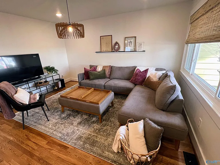 1612 Wellman Ave NE — Photo 10